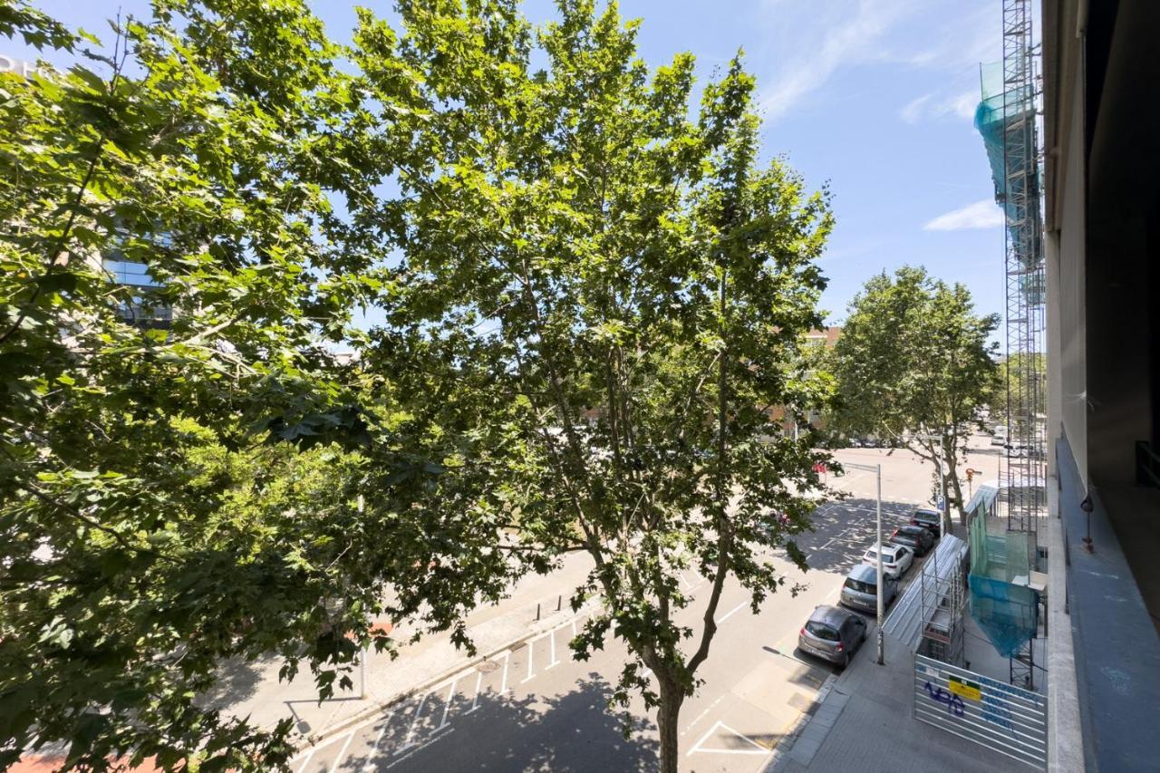 The Lonely Chimney Apartments Barcelona Exterior photo